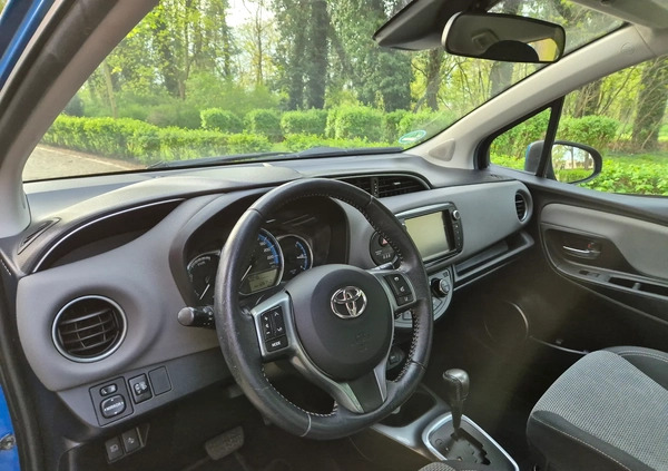 Toyota Yaris cena 45900 przebieg: 126750, rok produkcji 2015 z Wrocław małe 379